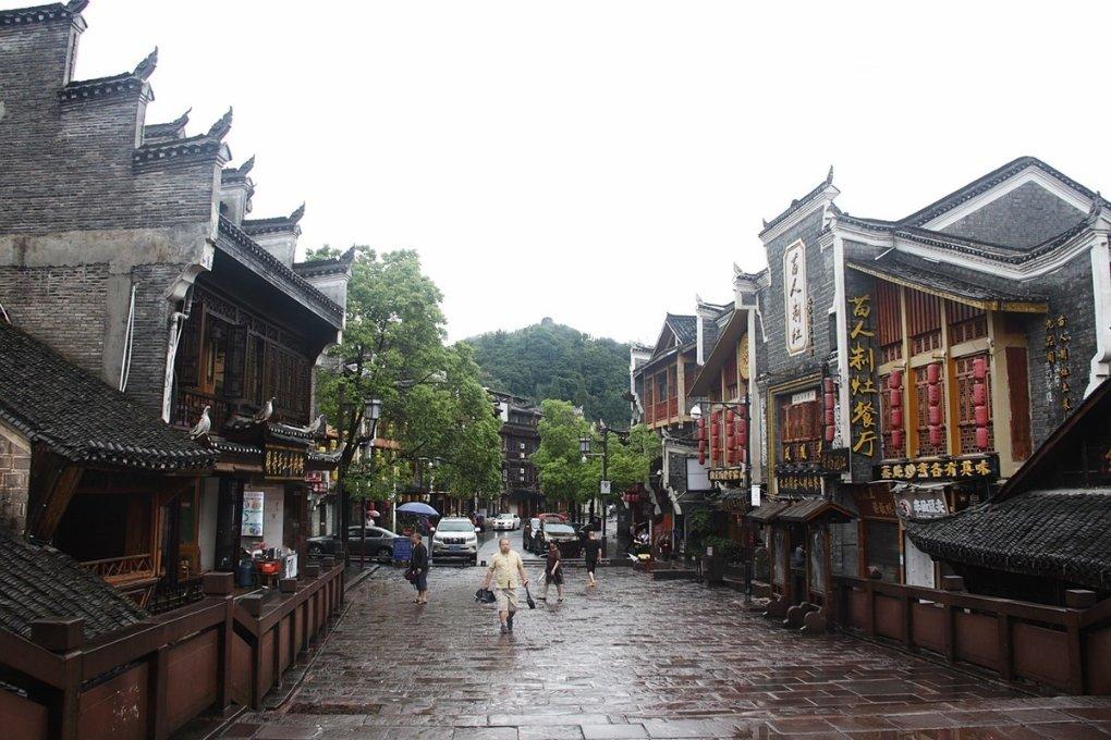 直播带岗搭平台 暖心行动促就业——甘肃省“百名人社局局长直播带岗暖心行动”纪实
